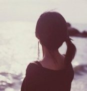 以前痛苦難過(guò)的時(shí)候，會(huì)哭