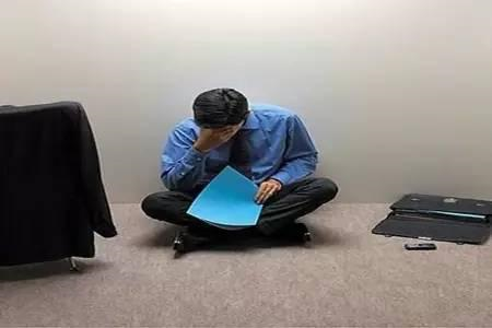 對領導很失望的句子