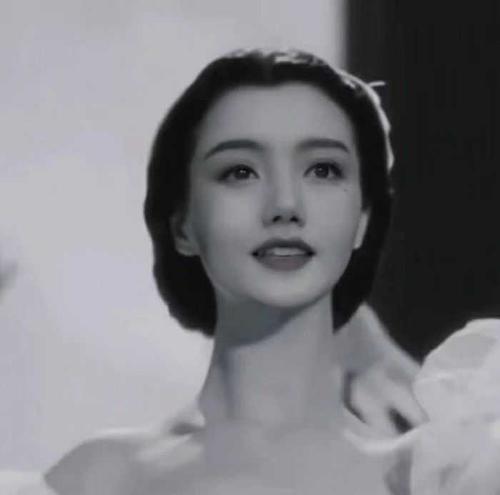 專(zhuān)治不開(kāi)心的句子