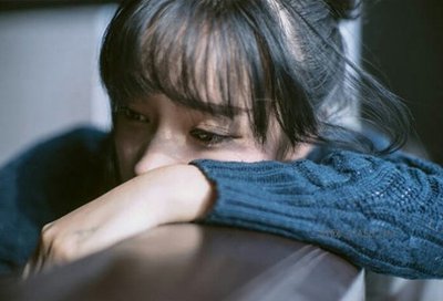 暗戀一個(gè)人深夜傷感的句子 暗戀一個(gè)人深夜傷感的句子