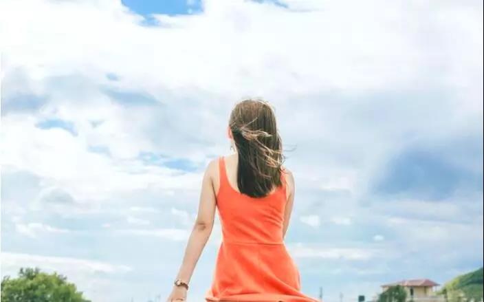 女人灑脫大氣的句子 女人灑脫大氣的句子