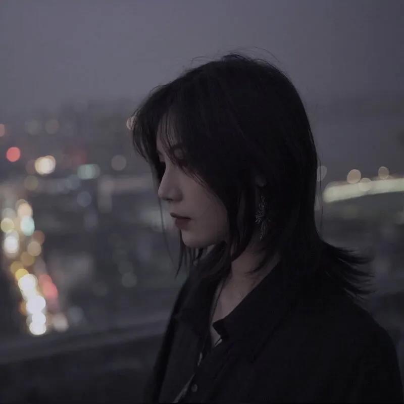 最傷感的句子看了想哭 最傷感的句子看了想哭